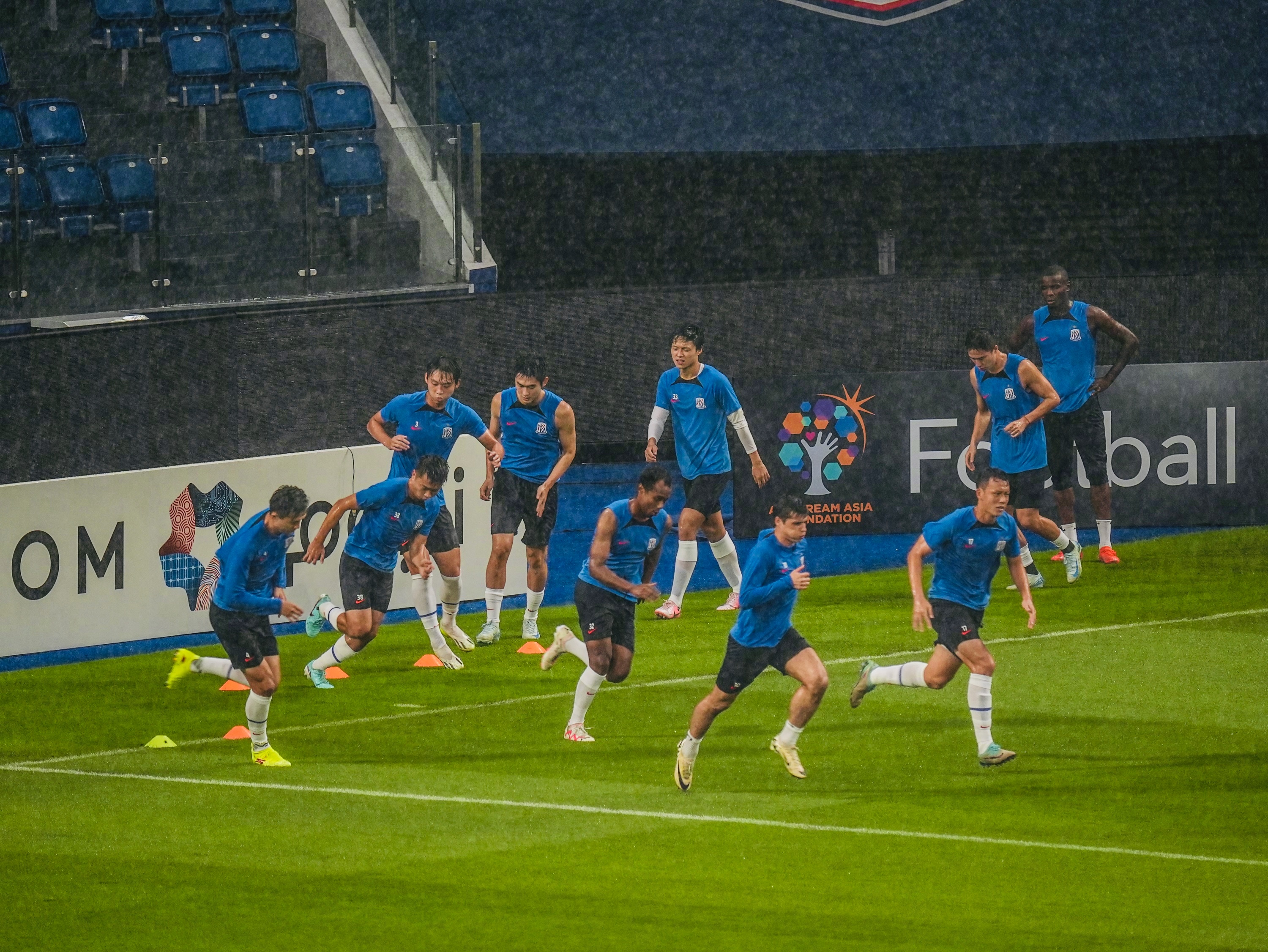 包含转折点！亚特兰大强势反弹，荷甲转会期攻防权衡，赛场秩序良好，细节决定成败的词条-爱游戏娱乐平台